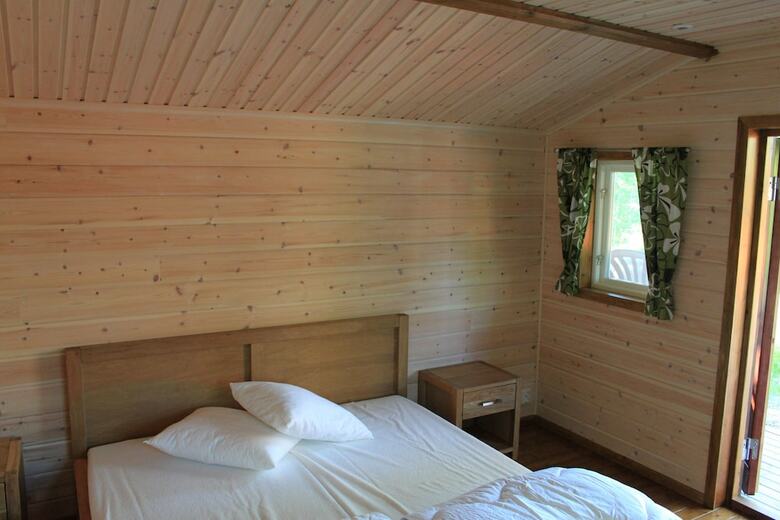 L�ngsj�n Stugor & Camping