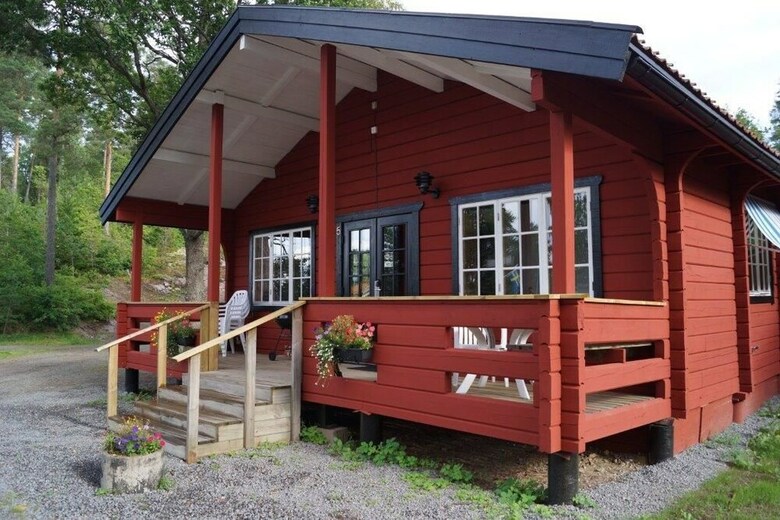 L�ngsj�n Stugor & Camping