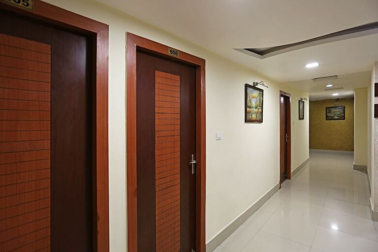 Hotel Oyo 3049 Near Railway Station