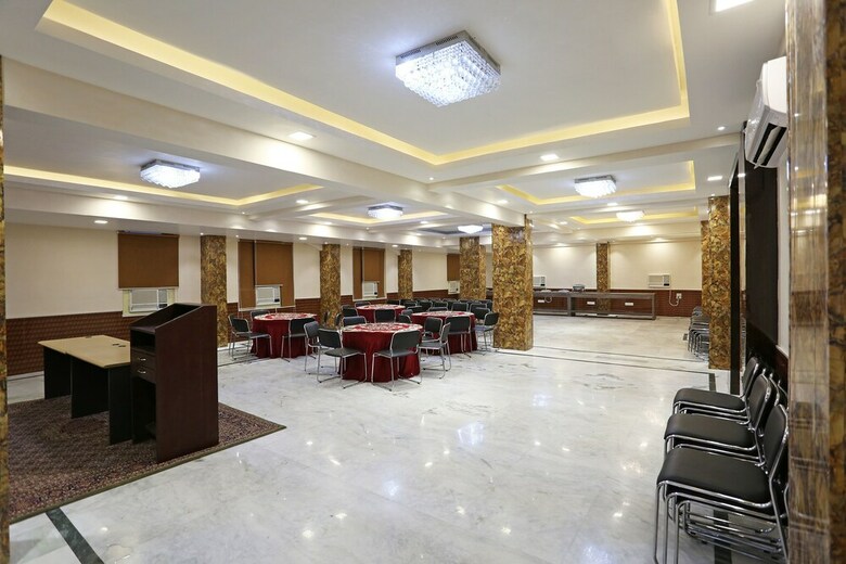 Hotel Oyo 3049 Near Railway Station