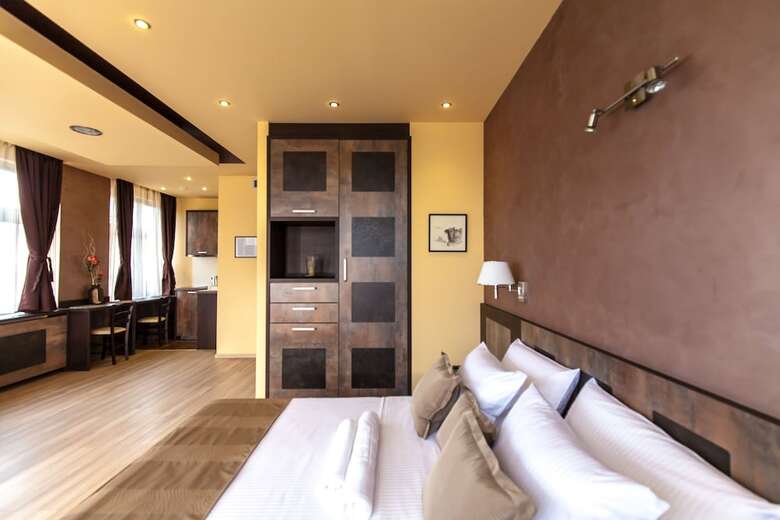 Apartamentos Amarilis 717