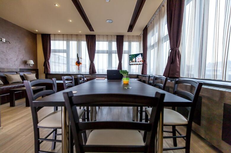 Apartamentos Amarilis 717