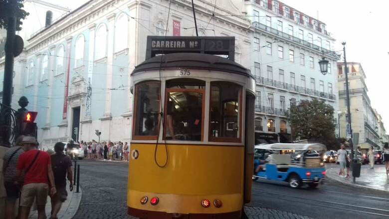 Bairro Alto Apartment By Rental4all