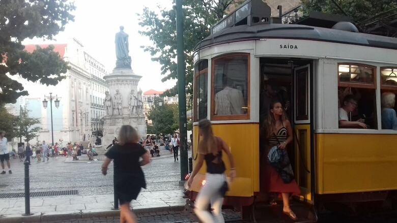 Bairro Alto Apartment By Rental4all