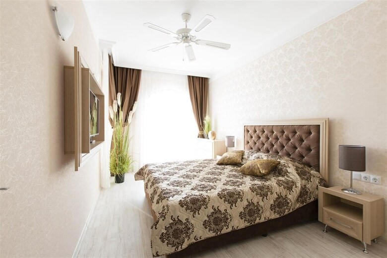 Hotel Harmony Suites 2&3