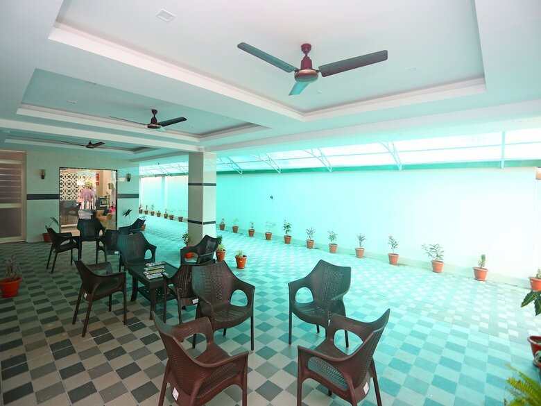 Oyo 9344 Hotel Gangotri