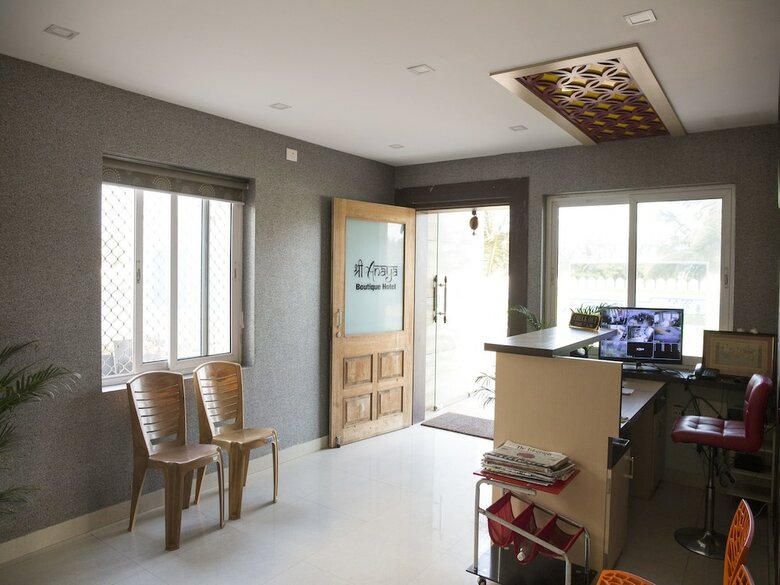 Oyo 5005 Shree Anaya Boutique Hotel