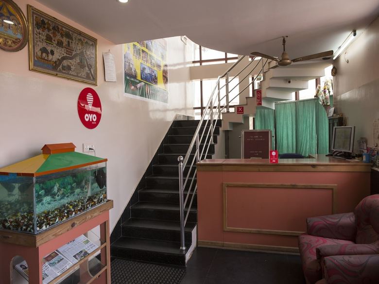 Hotel Oyo 5016 Near Chakratirtha Road