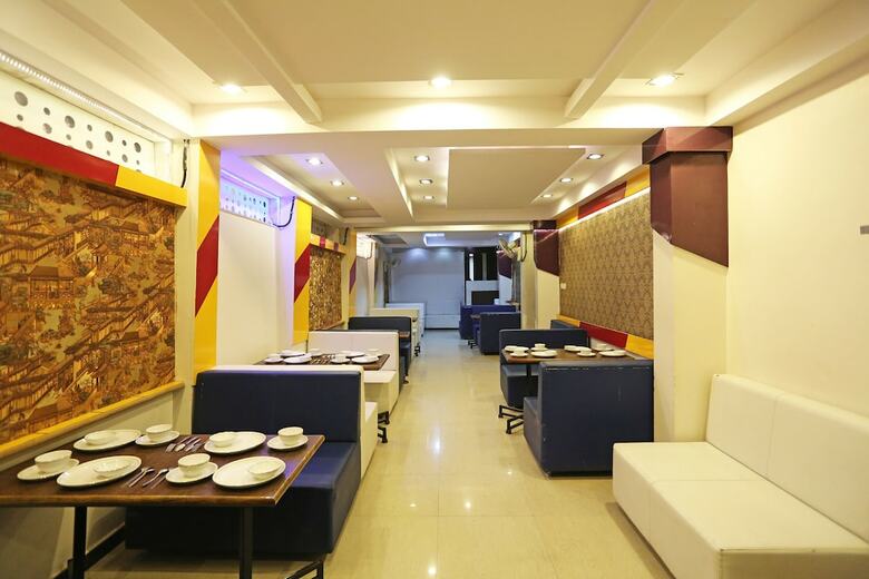 Oyo 10733 Hotel Kingdom Of Sai