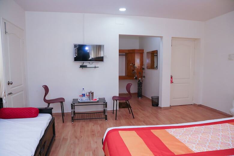 Hotel Oyo 8486 Near Railway Station