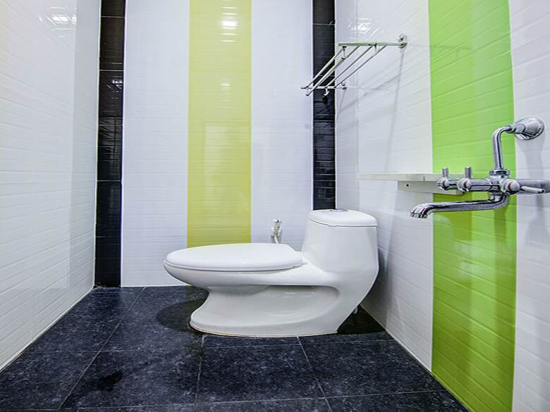 Hotel Oyo 10743 Silver Villa Guest House