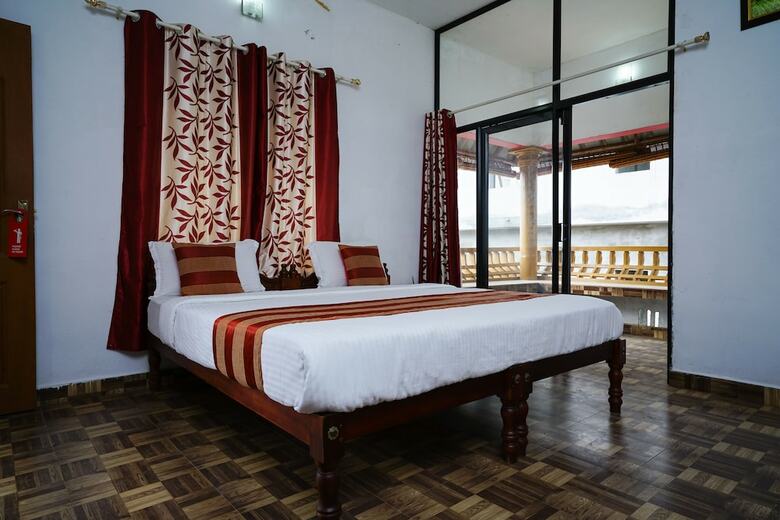 Hotel Oyo 10644 M S Holiday Resort