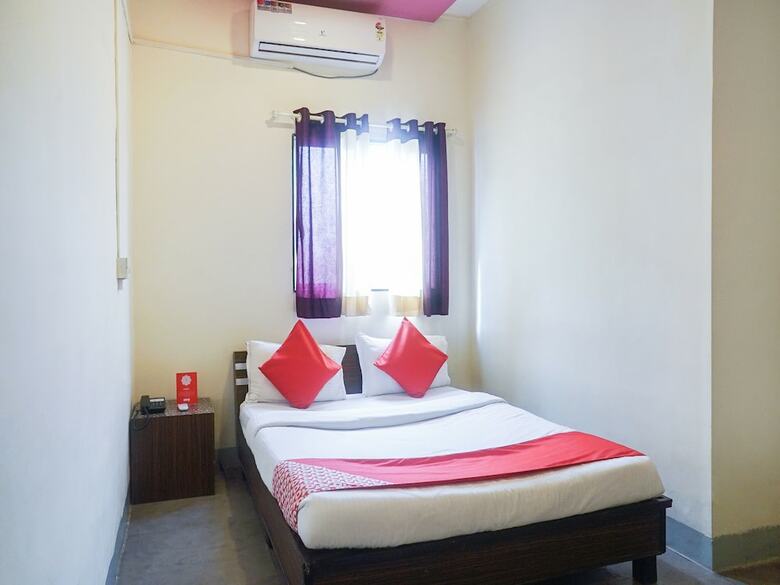 Hotel Oyo 9910 Sambram Inn