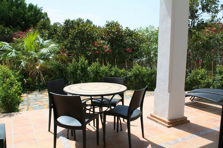 Apartamentos Villa Aries