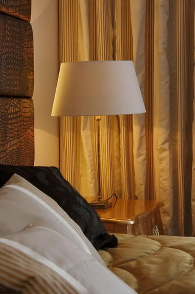 Hotel K�nigs