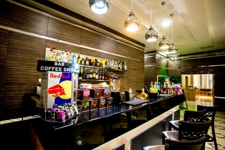 West Shine Hotel