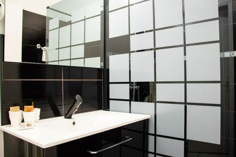 Hotel H�tel Le Tivoli