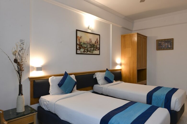 Hotel Mint Salisbury Park