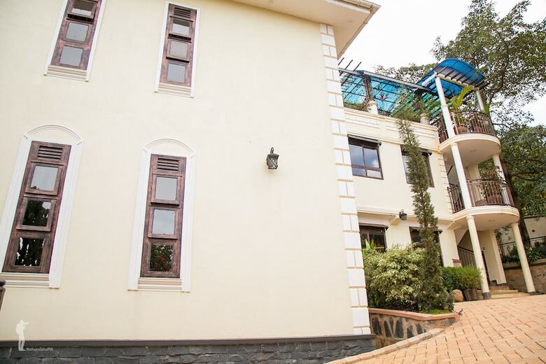 Acactus Hotel