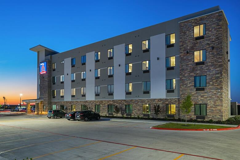 Aparthotel Studio 6 Buda, Tx