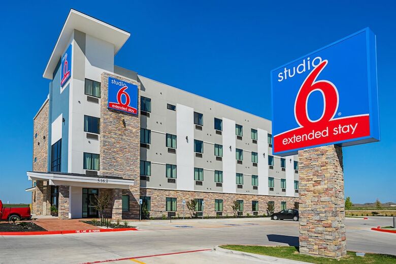 Aparthotel Studio 6 Buda, Tx