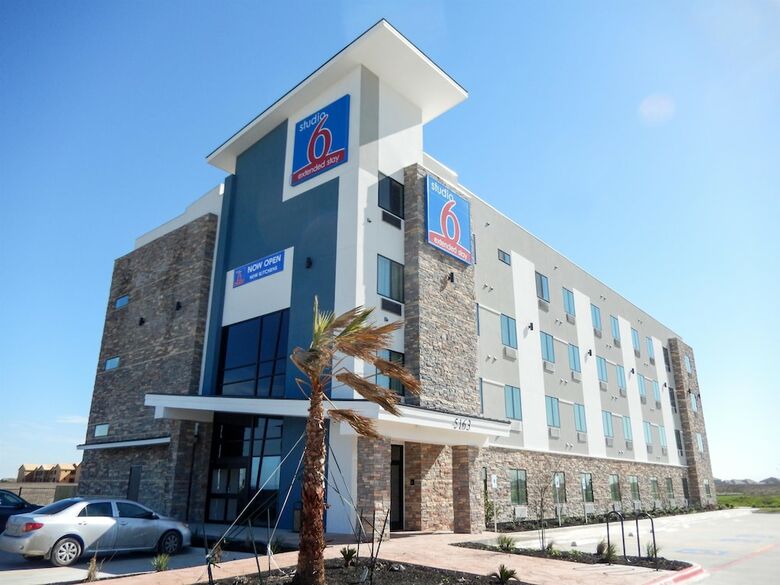 Aparthotel Studio 6 Buda, Tx