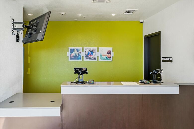 Aparthotel Studio 6 Buda, Tx