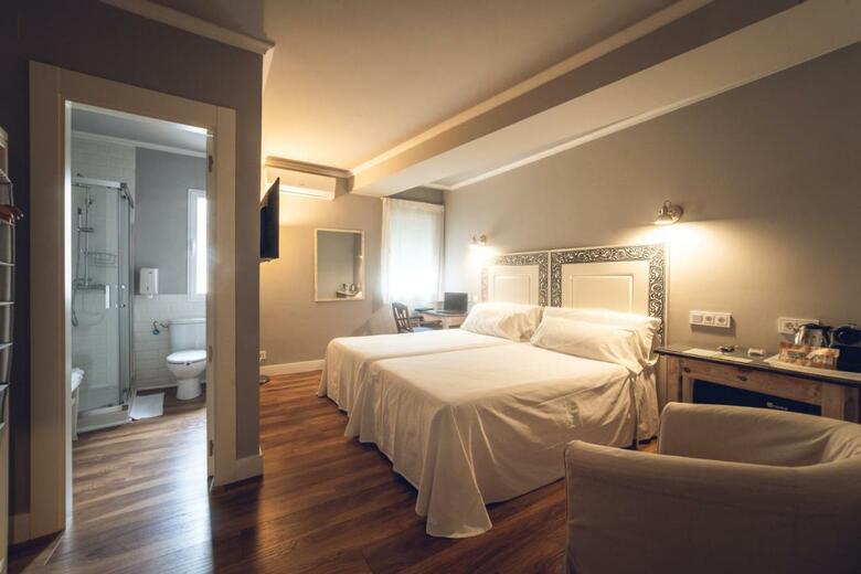 Hostal Los Casta�uelos