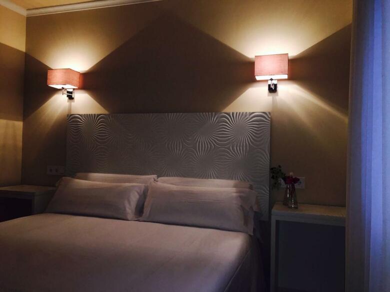 Hostal Los Casta�uelos
