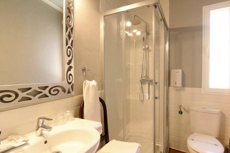 Hostal Los Casta�uelos