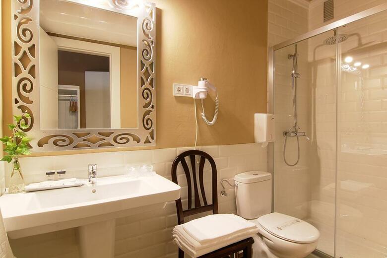 Hostal Los Casta�uelos