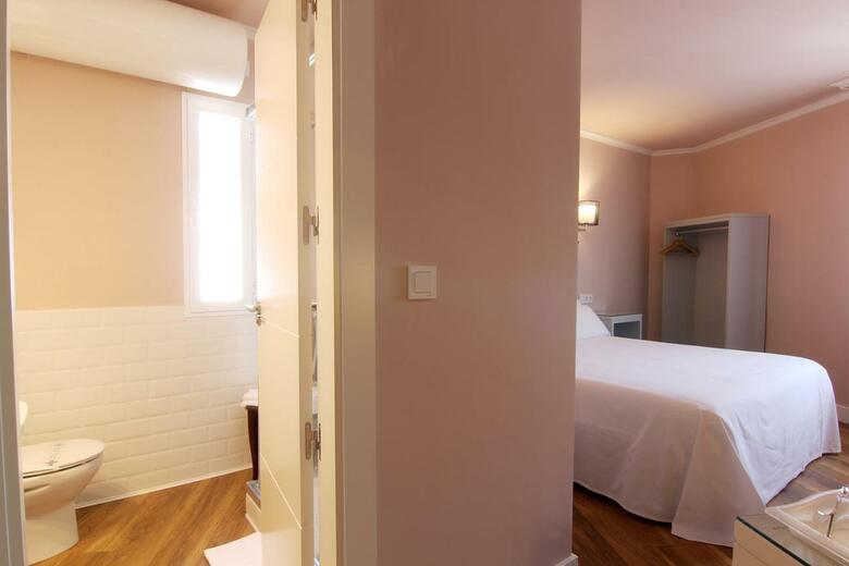 Hostal Los Casta�uelos