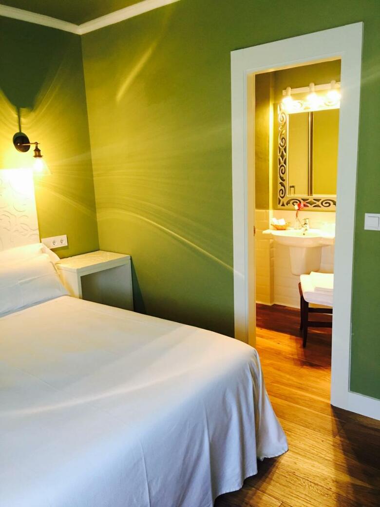 Hostal Los Casta�uelos