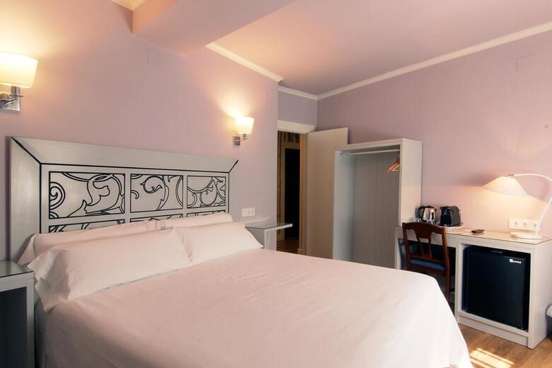 Hostal Los Casta�uelos