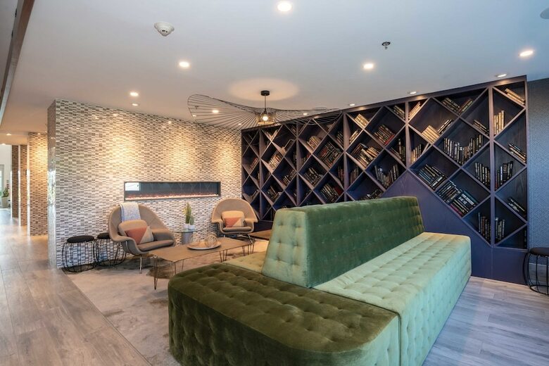 Sandman Hotel Hamilton