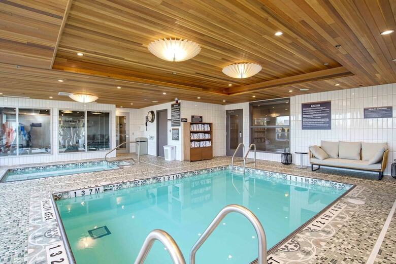 Sandman Hotel Hamilton
