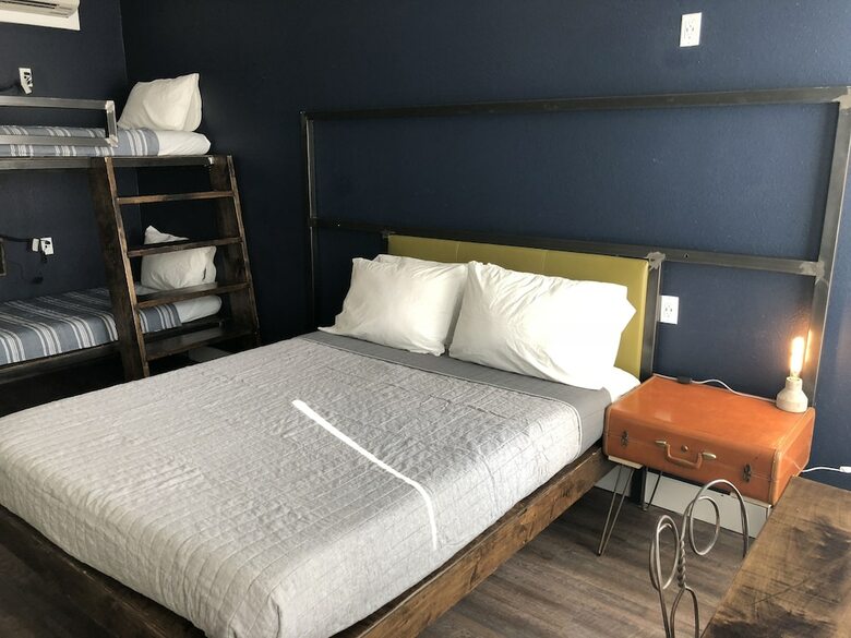 Hostal Deep Ellum Hostel