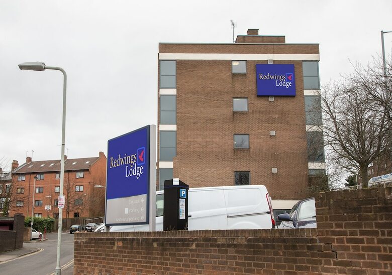Hotel Redwings Lodge Wolverhampton