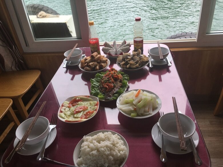 Cat Ba Sisters Cruise