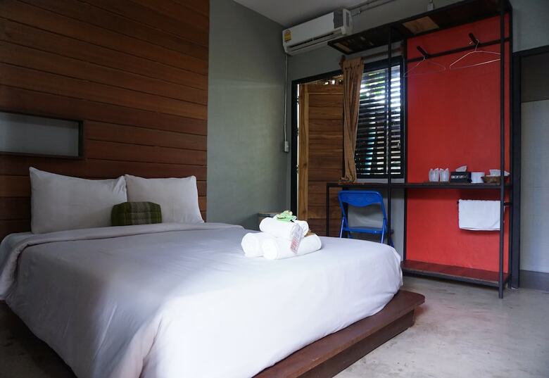 Huen Chang Puek Hotel