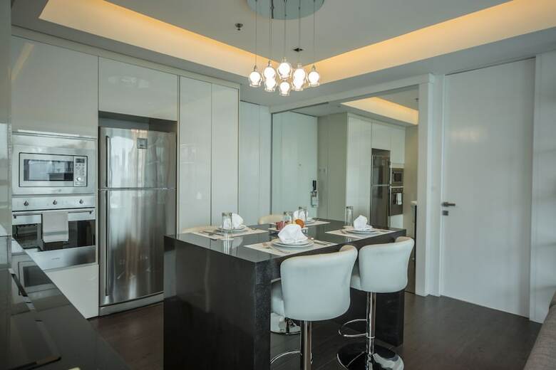 Aparthotel The Alpha Suites