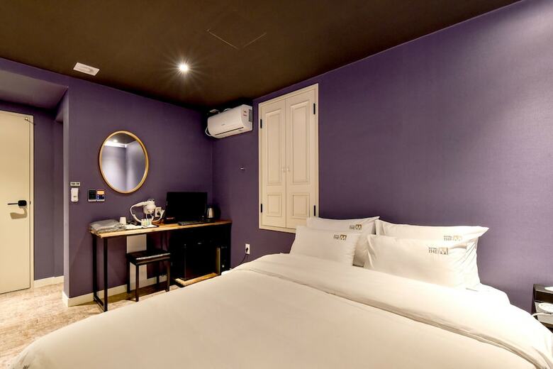 Hotel The M