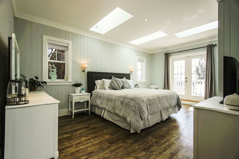 Kelowna Bed And Breakfast