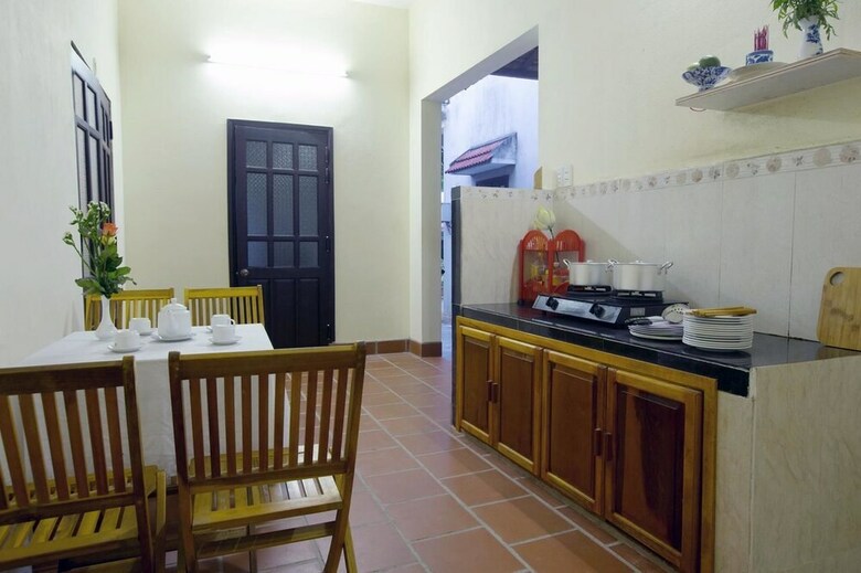 Hotel Plum Tree Homestay