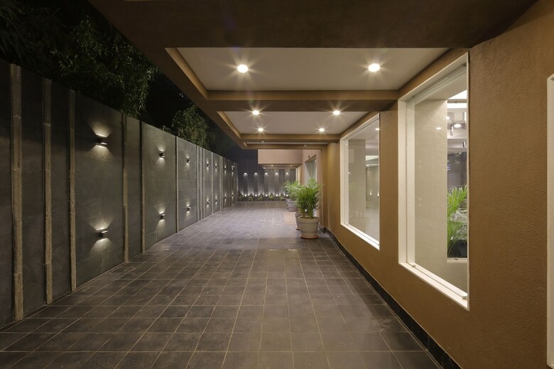 Hotel Carrefour