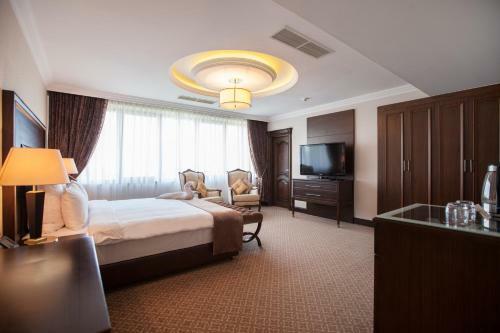 Chinar Hotel & Spa