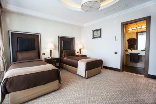 Chinar Hotel & Spa