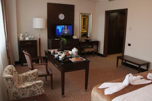 Chinar Hotel & Spa