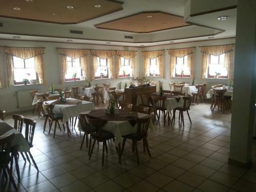 Hostal Landgasthof Lang Zum Adler