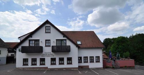 Hostal Landgasthof Lang Zum Adler